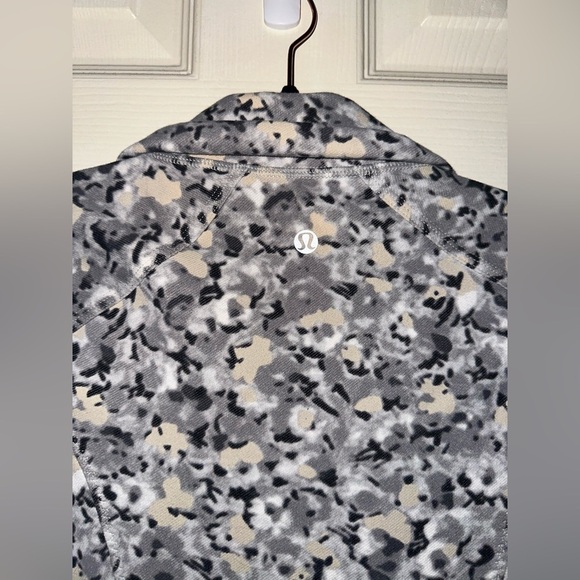 Lululemon rise and shine women’s grey pattern dual full zip jacket 4 athleisure - Picture 9 of 11
